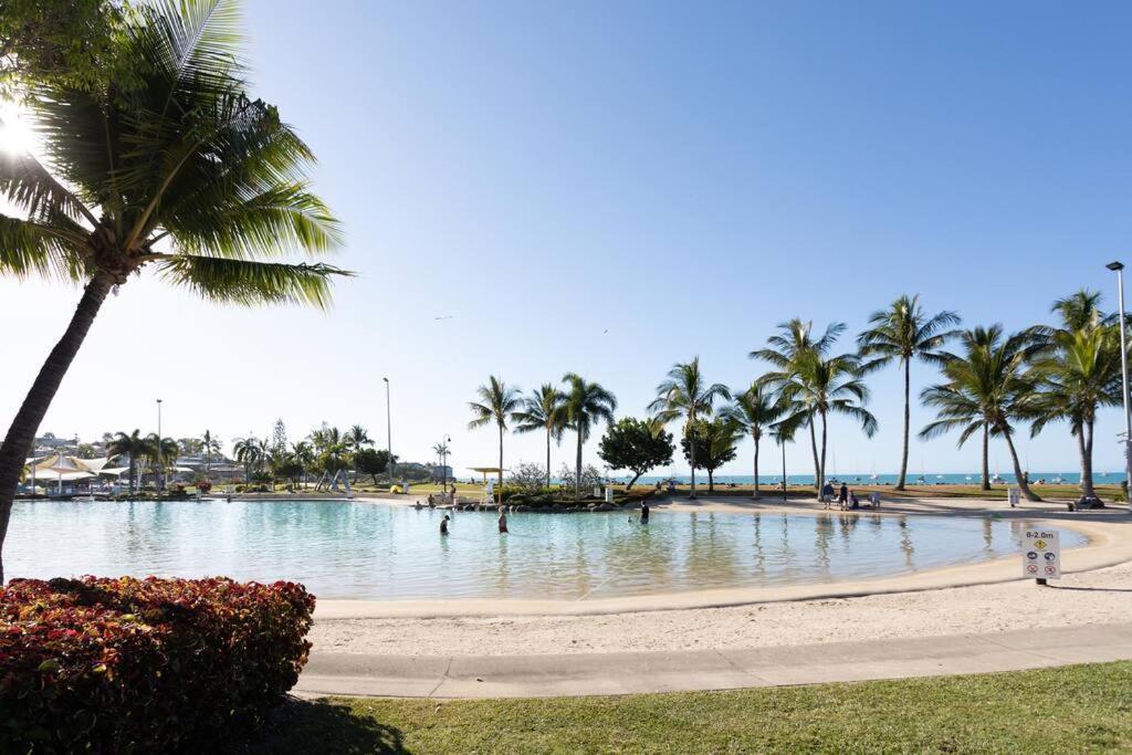 Airlie Sun & Sand Motel Accommodation #4 埃尔利海滩 外观 照片